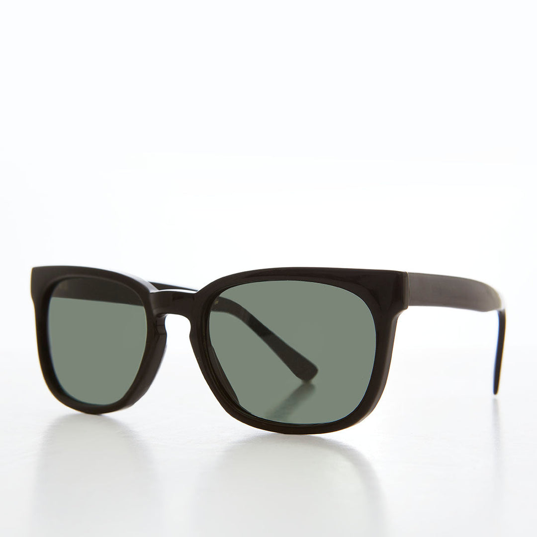 Large Classic Square 1950s Style Sunglass with Keyhole Bridge - Hudson