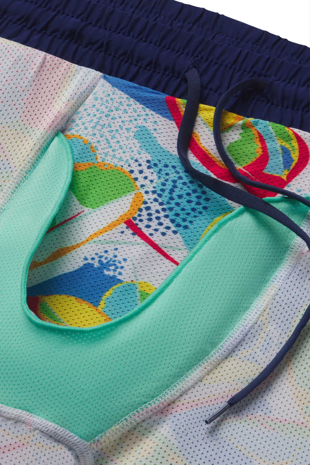 The Hot in Havana | Tropical Navy Ball Hammock® 5 Inch Athletic Shorts