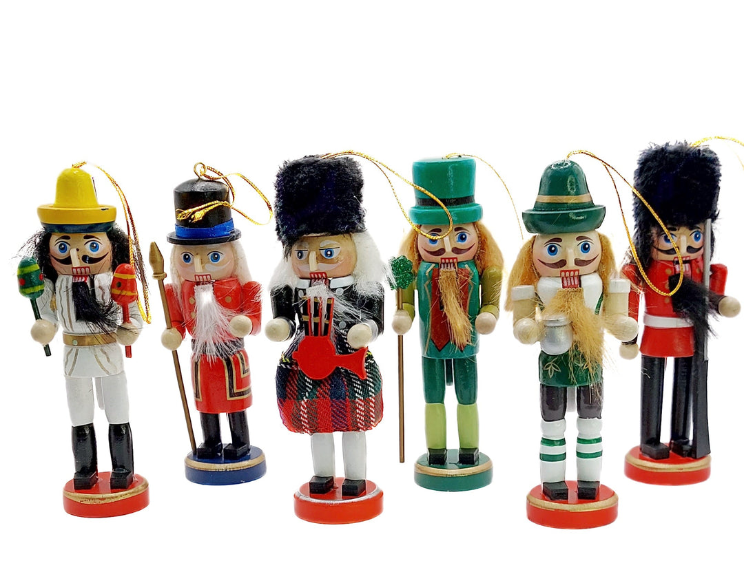 Christmas Nutcracker Set. Wizardi Classic Wooden Festive Decoration F07M14-9-N01612