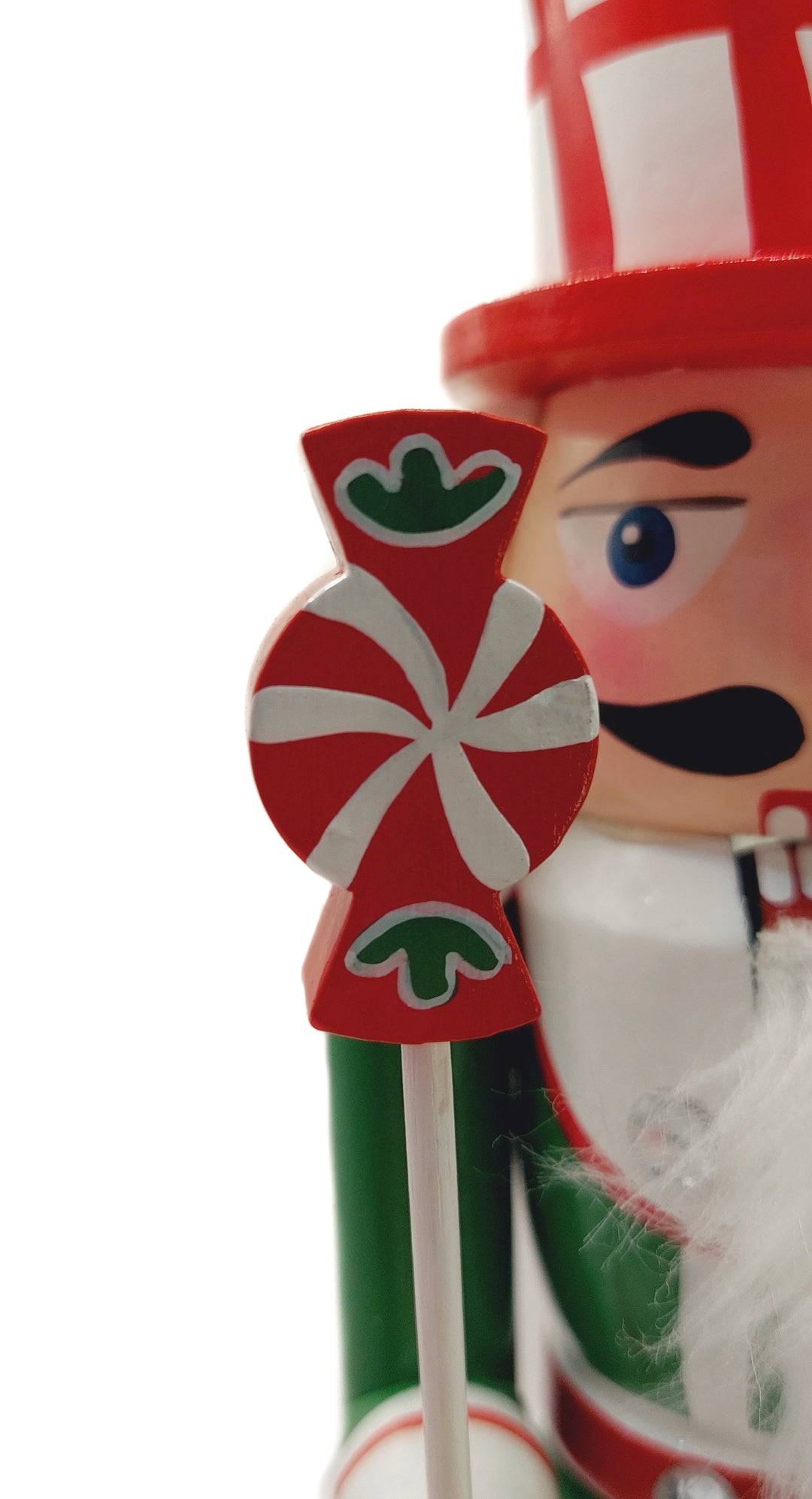 Christmas Nutcracker. Wizardi Classic Wooden Festive Decoration F07M14-31-N01702C