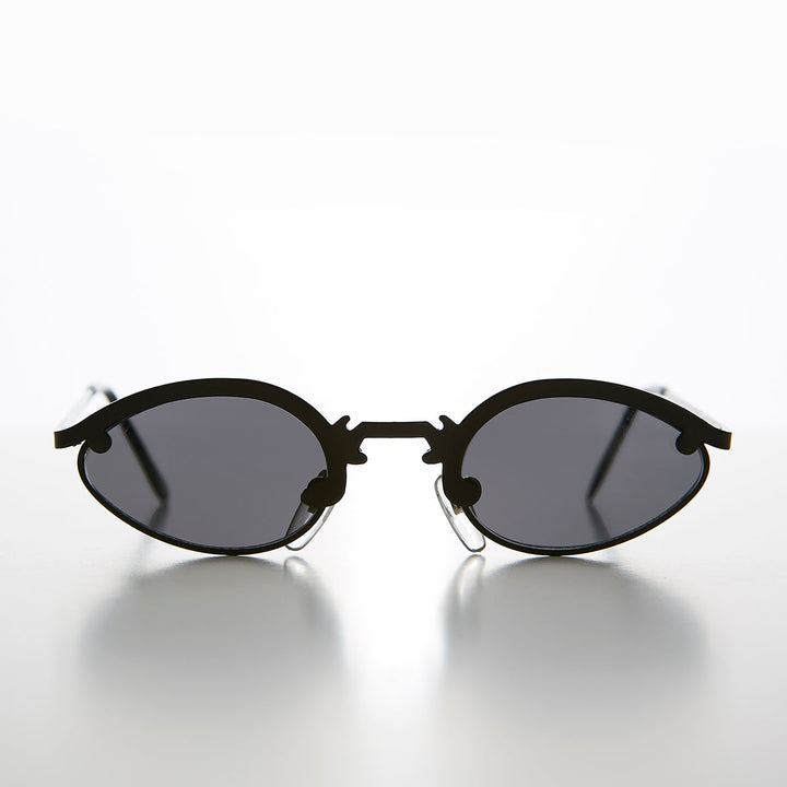 Unique Oval Metal Vintage 90s Sunglass - Lotus