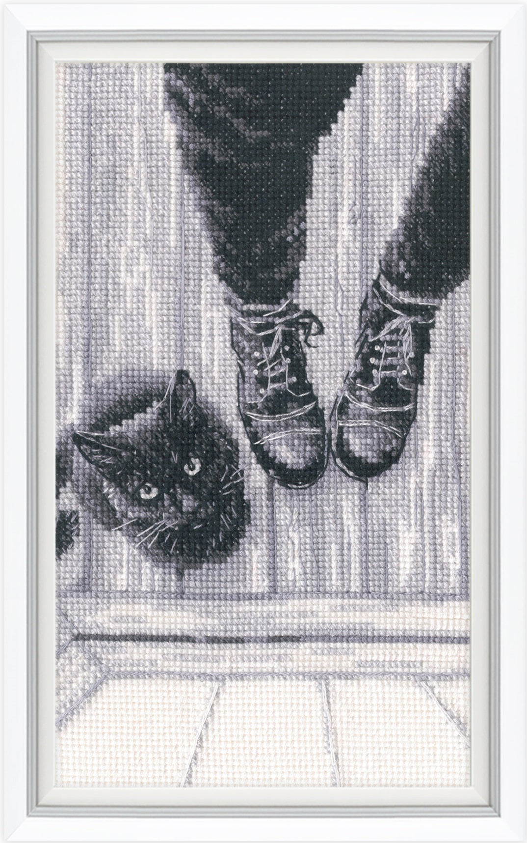 I'm just a kitten  M1035 Counted Cross Stitch Kit