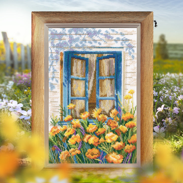 In the moment M978 Counted Cross Stitch Kit