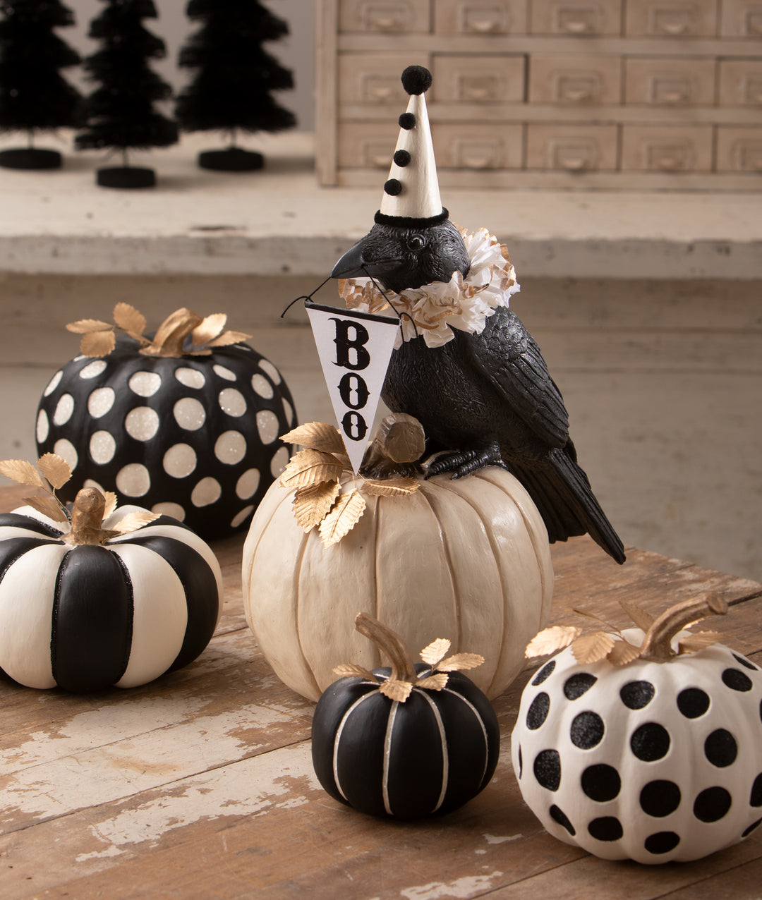 Medium Dottie Blanc Pumpkin by Bethany Lowe Designs, image 3