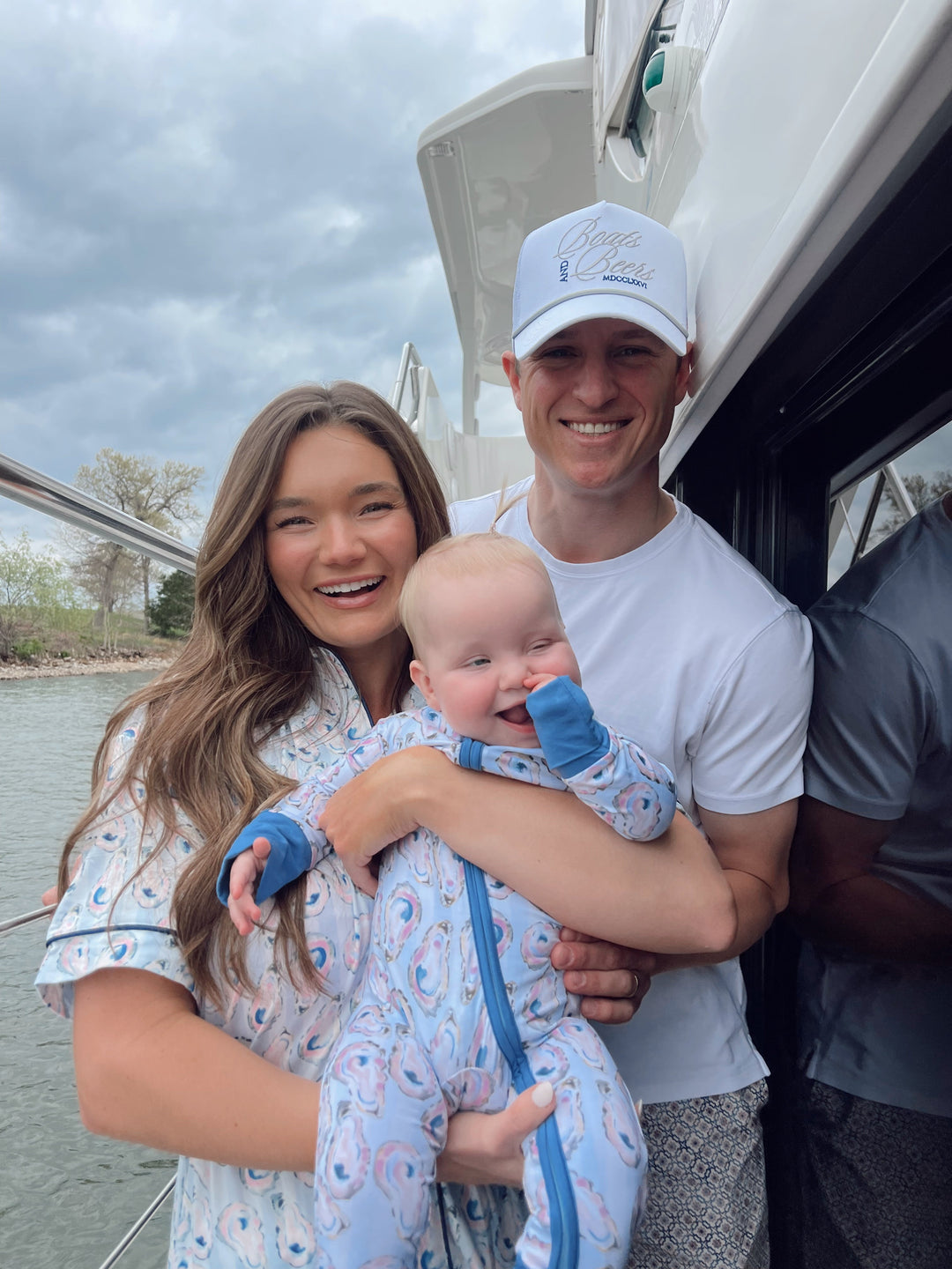 Blue Oysters - Bamboo Sleeper