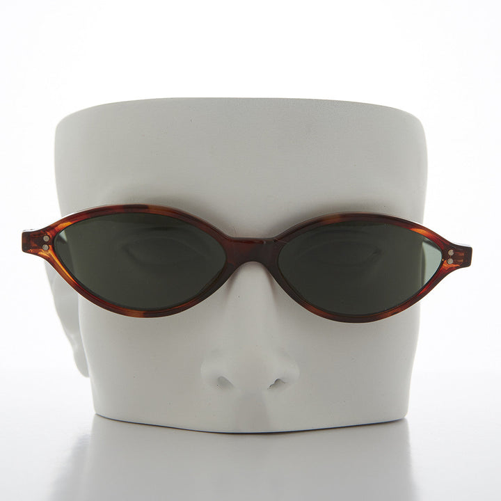 Oval Narrow Cat Eye Vintage Sunglass - Viveca