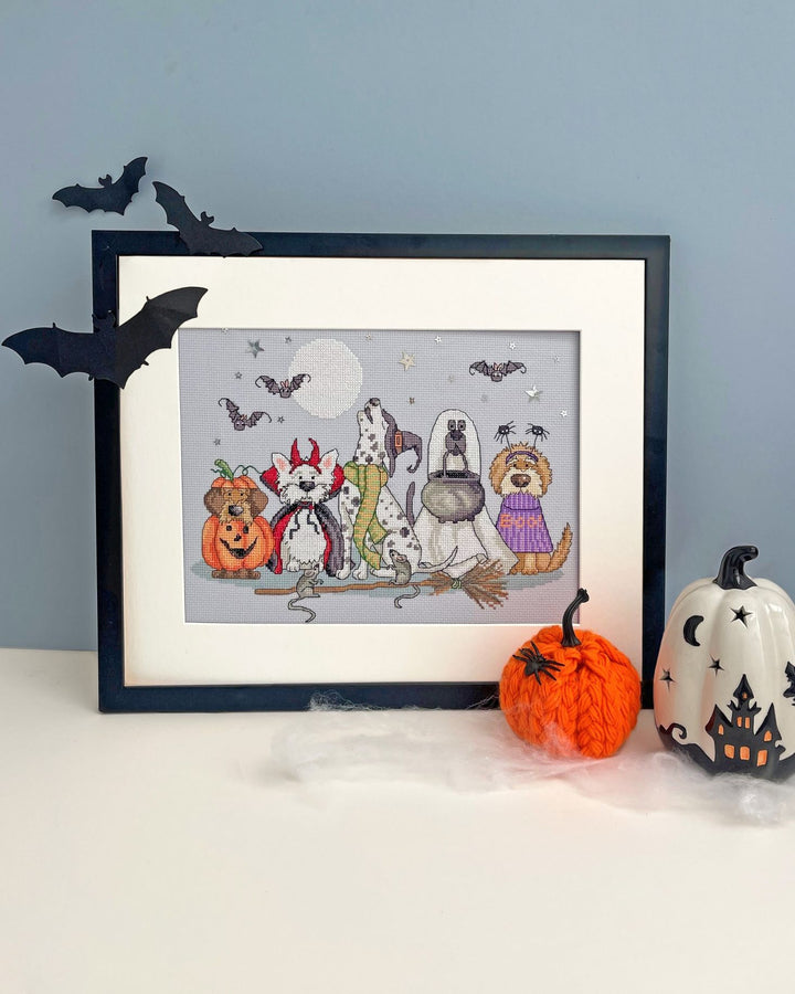 Howling Hounds XKTB18 Counted Cross Stitch Kit