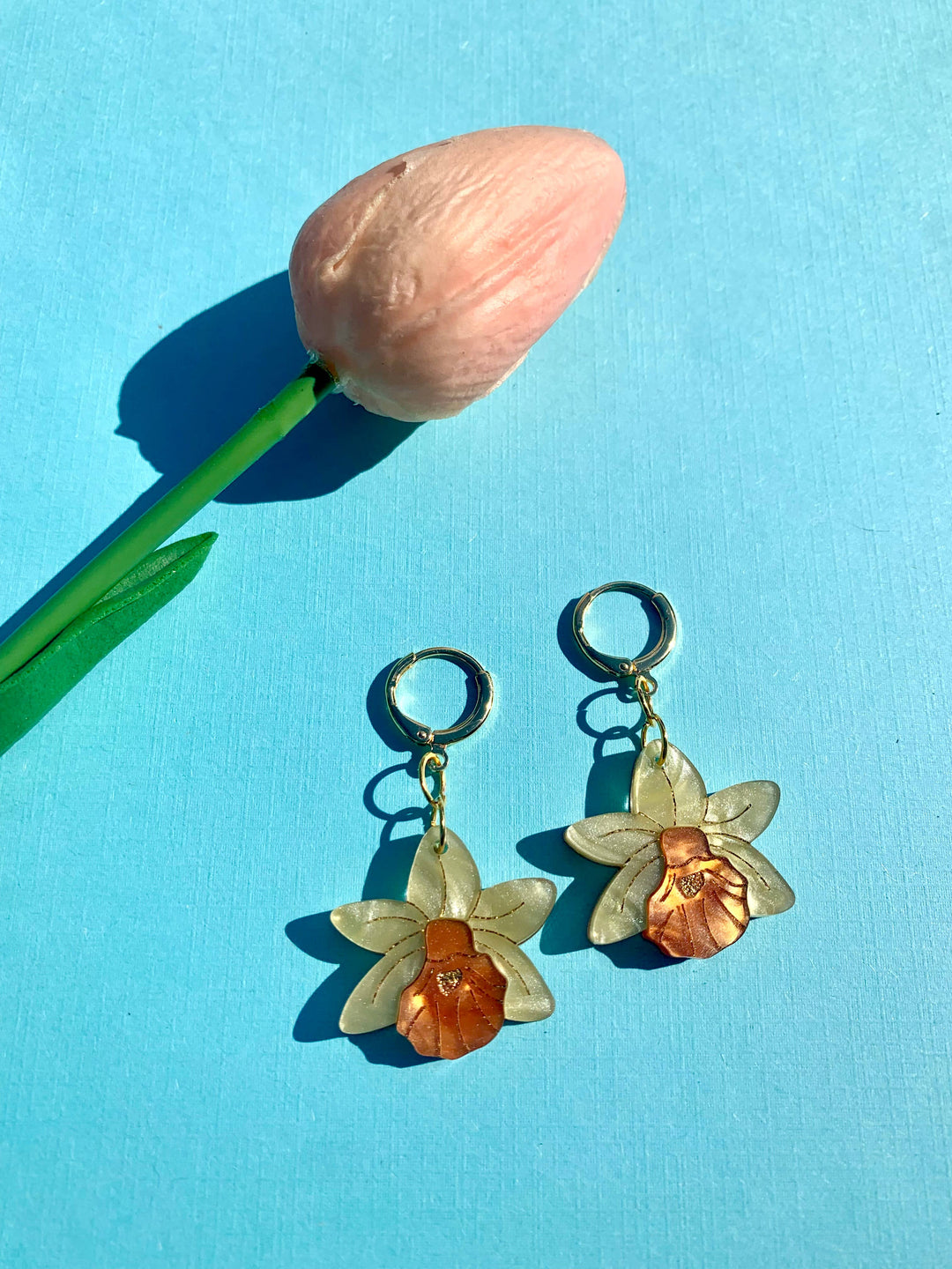 Mini Daffodils Acrylic Earrings