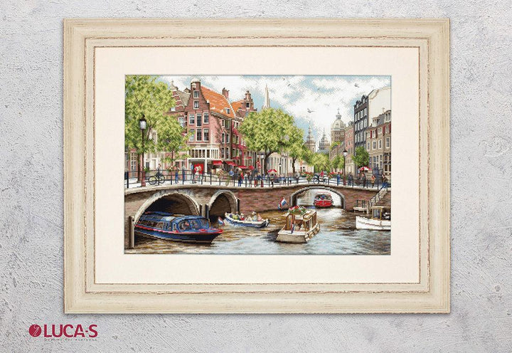 Amsterdam BU5005L Counted Cross-Stitch Kit