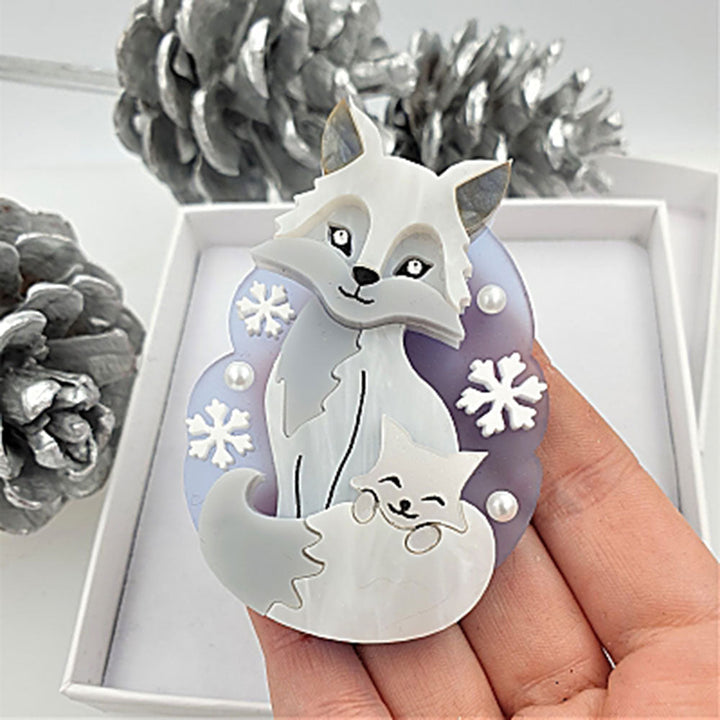 Arctic Fox Brooch by Cherryloco Jewellery 3