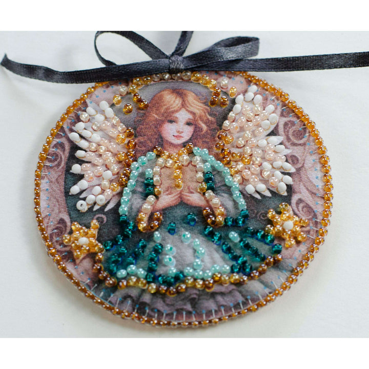 Bead Embroidery Kit Decoration - The spirit of the holiday ABT-032