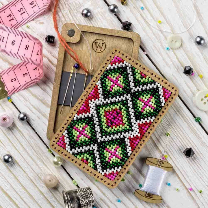 Bead Embroidery Kit for creating a needle box FLZB(N)-093
