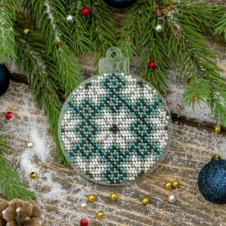 Bead embroidery kit on a plastic base FLPL-015
