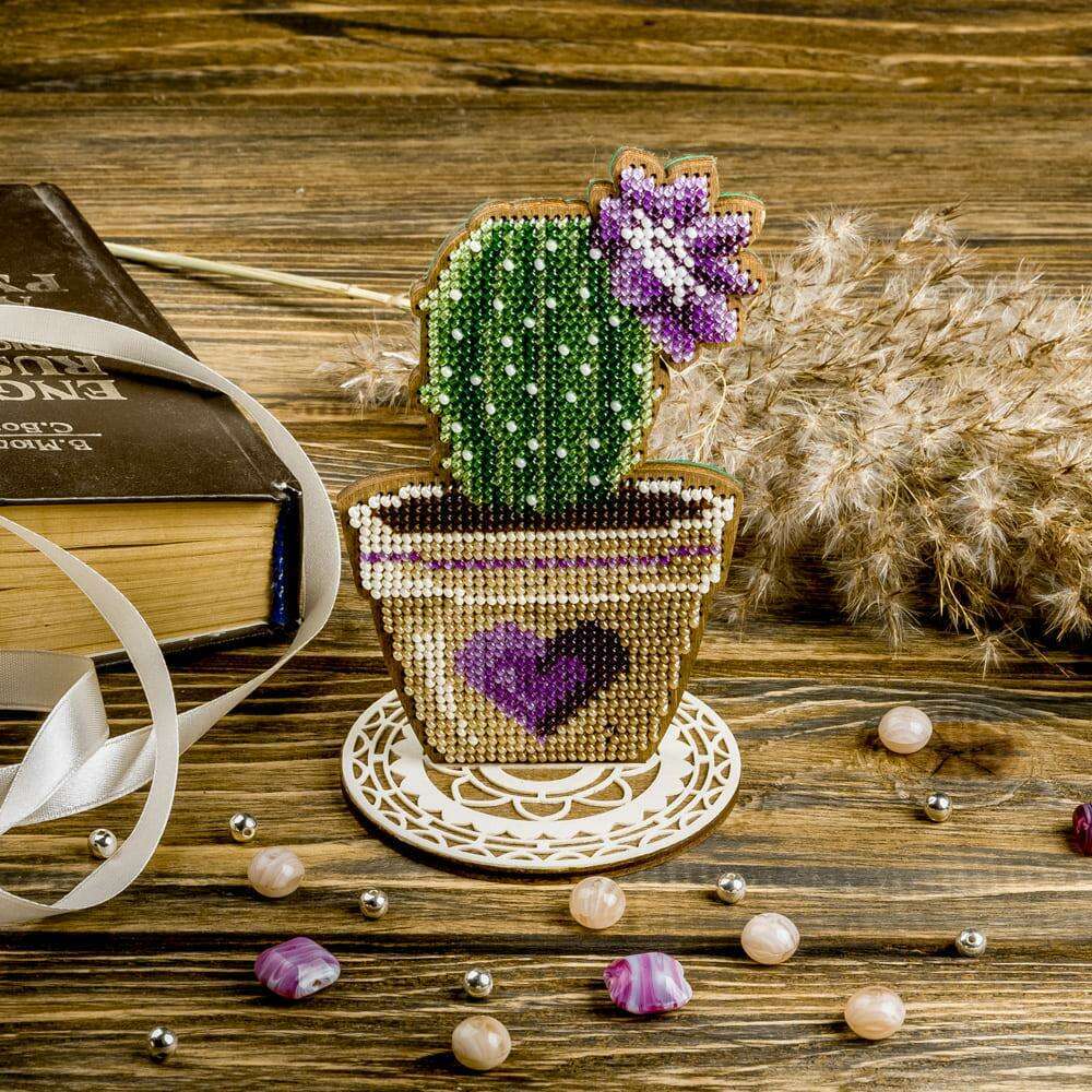 Bead embroidery kit on wood FLK-190