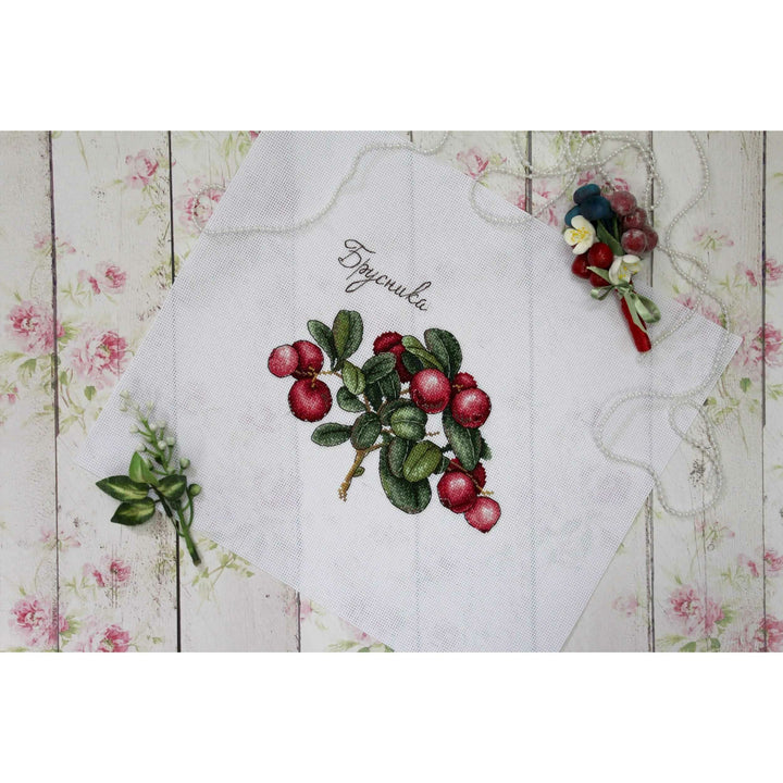 Berries SNV-650 Counted Cross Stitch Kit