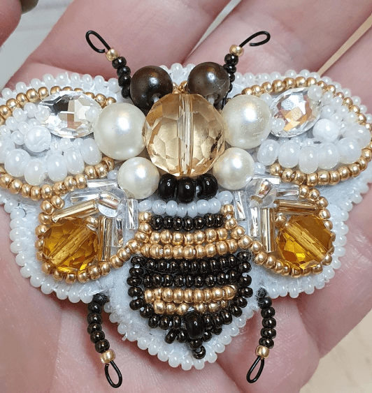 BP-221 Beadwork kit for creating brooch Crystal Art "Bee"