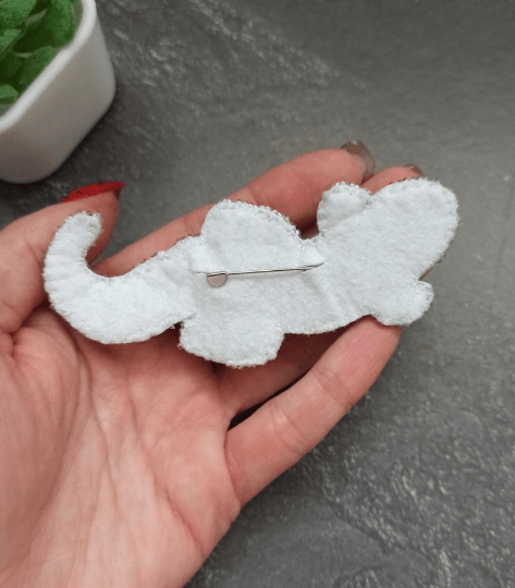 BP-227C Beadwork kit for creating brooch Crystal Art "Lizard"