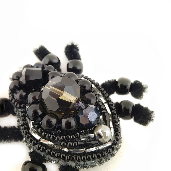 BP-229C Beadwork kit for creating brooch Crystal Art "Spider"