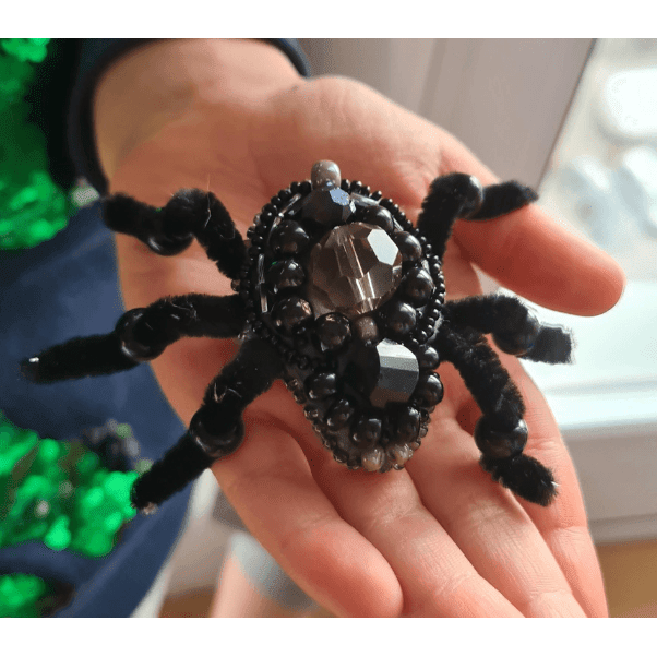 BP-229C Beadwork kit for creating brooch Crystal Art "Spider"