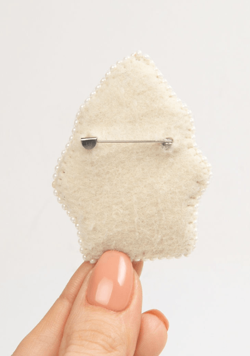 BP-234C Beadwork kit for creating brooch Crystal Art "Cake"