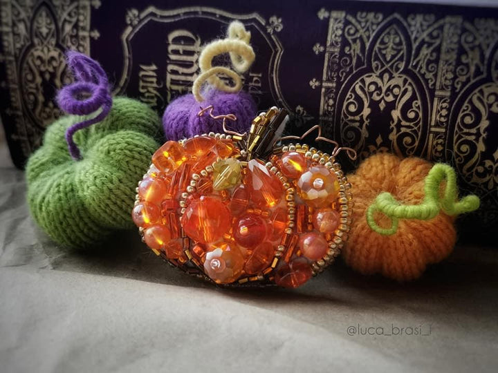 BP-242C Beadwork kit for creating brooch Crystal Art "Pumpkin"