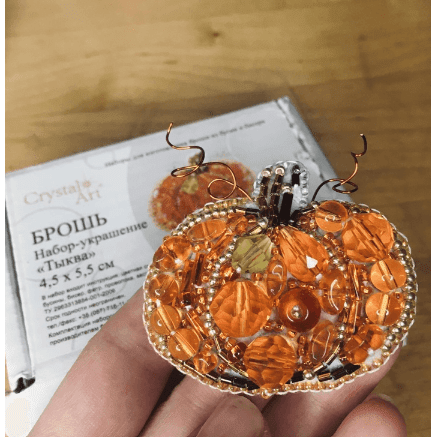 BP-242C Beadwork kit for creating brooch Crystal Art "Pumpkin"