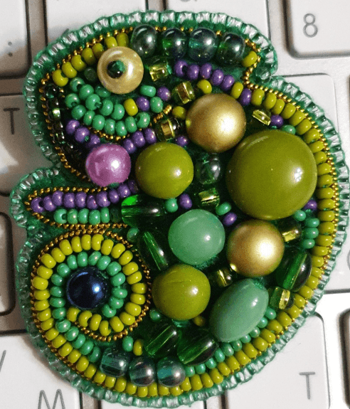 BP-266C Beadwork kit for creating brooch Crystal Art "Chameleon"