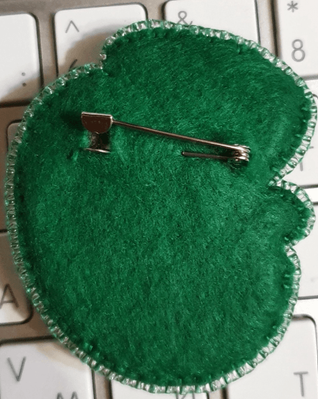 BP-266C Beadwork kit for creating brooch Crystal Art "Chameleon"