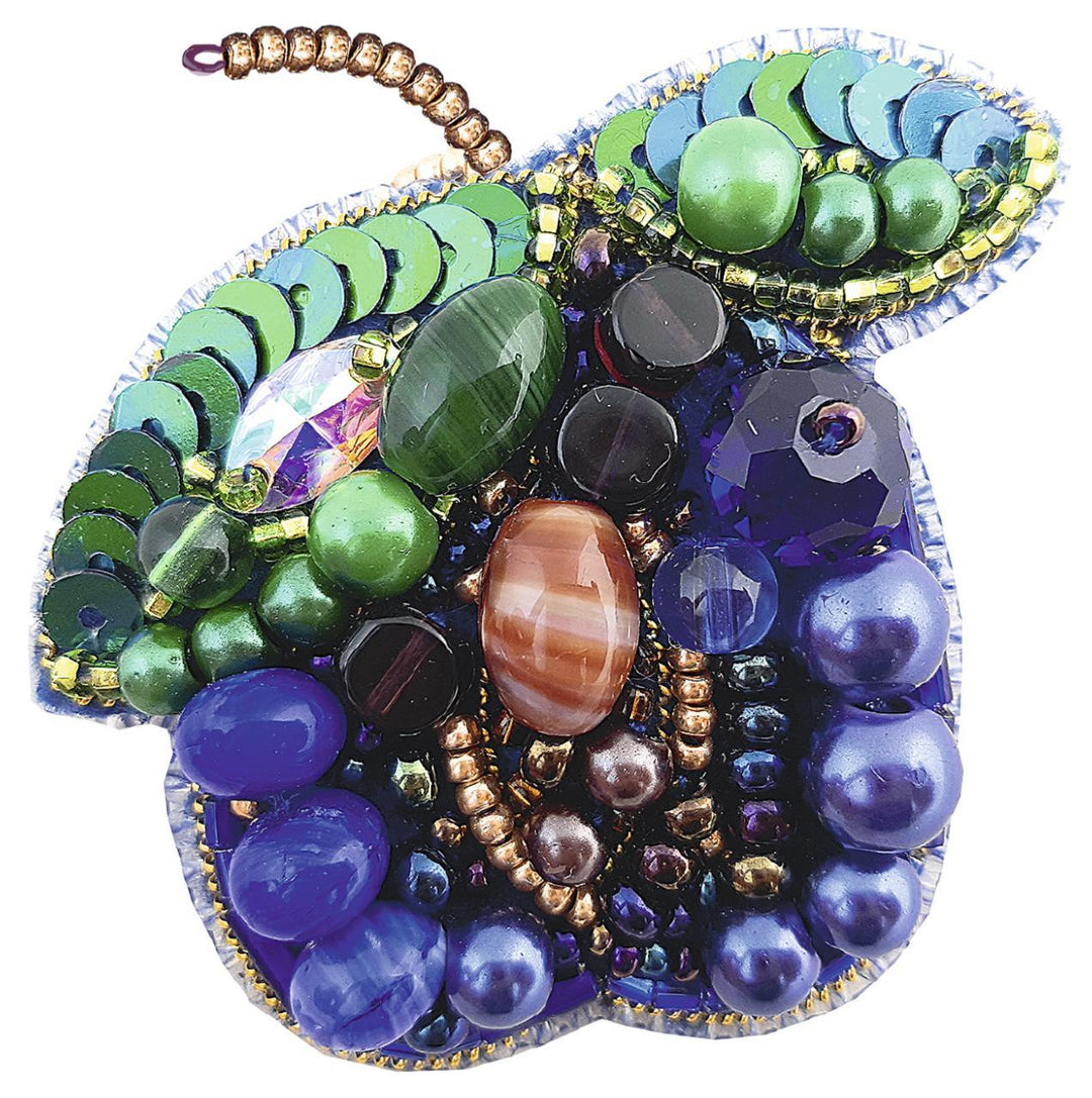 BP-277C Beadwork kit for creating brooch Crystal Art "Plum"