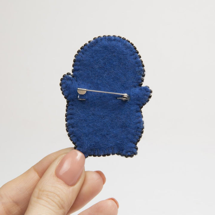 BP-297C Beadwork kit for creating brooch Crystal Art "Penguin"