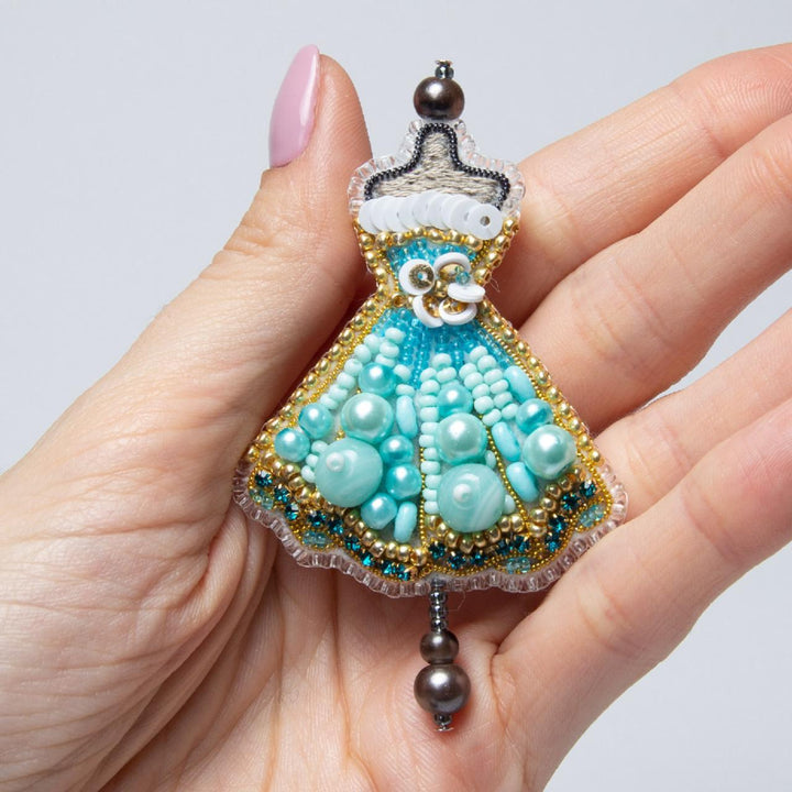 BP-322C Beadwork kit for creating brooch Crystal Art "Dress"