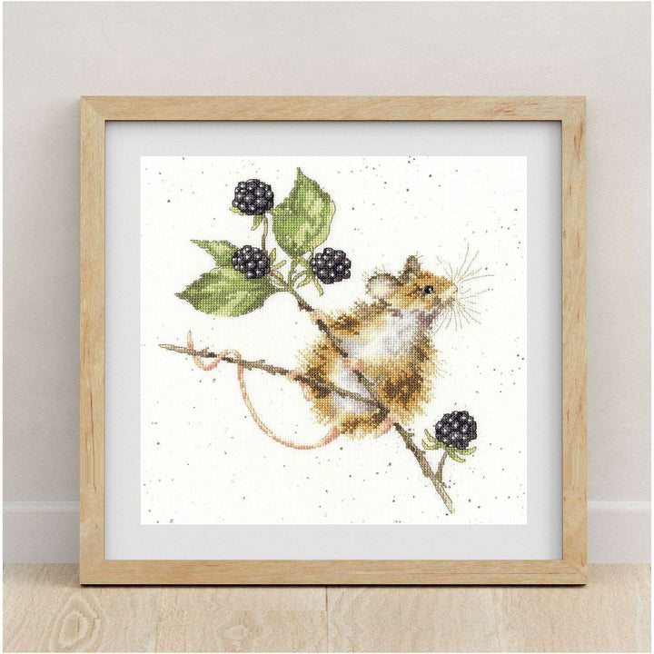 Brambles XHD91 Counted Cross Stitch Kit
