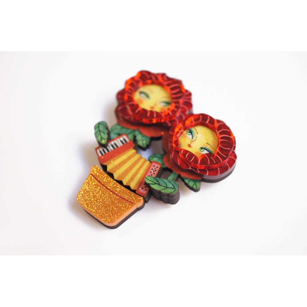 Accordion Flower Brooch by Laliblue 1