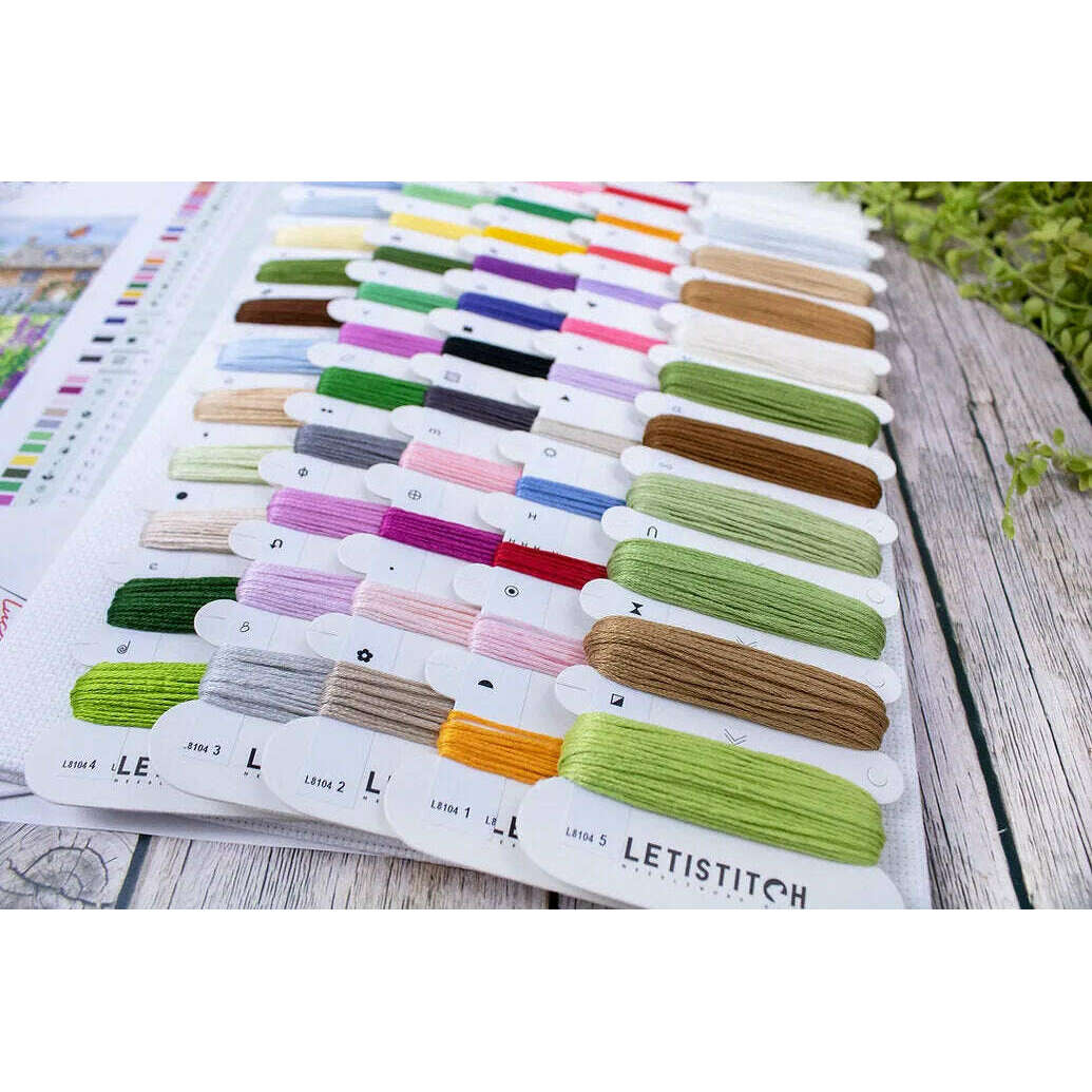 Busy Bee Hotel L8104 Counted Cross Stitch Kit