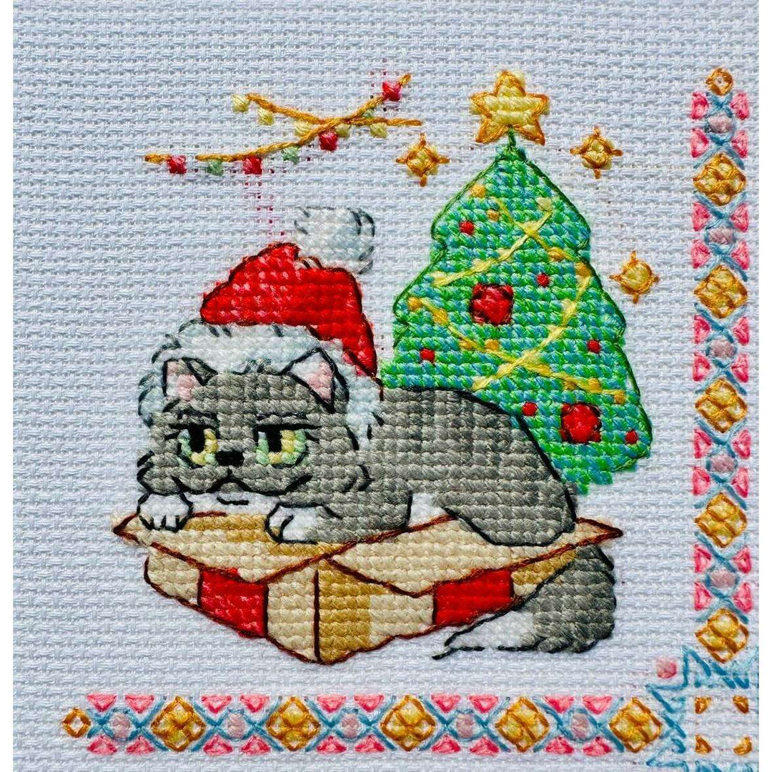 Cat Calendar R2136 Counted Cross Stitch Kit