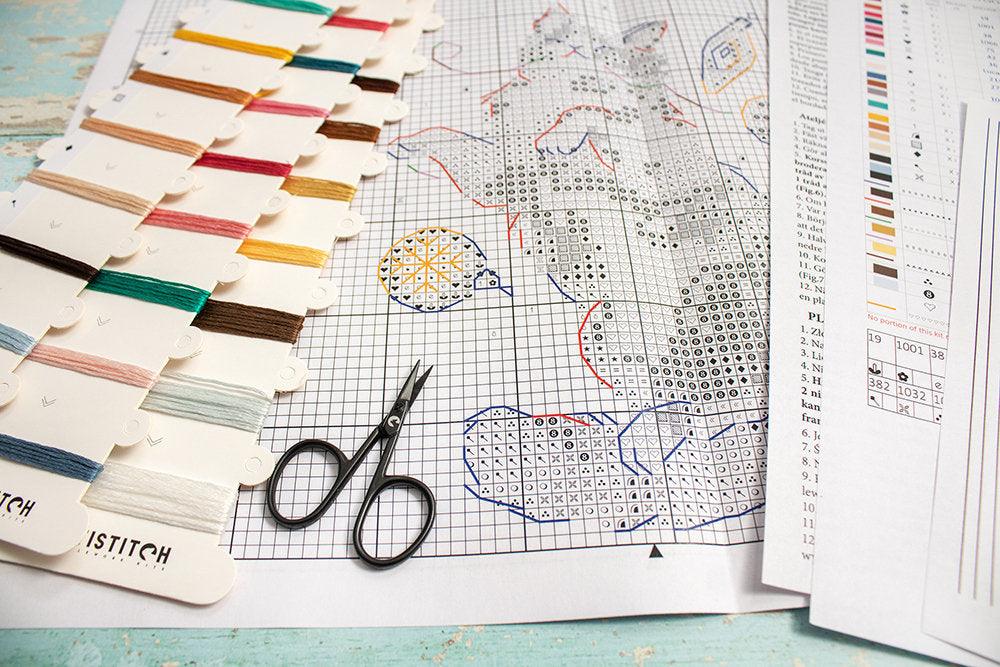 Cat's Happiness L8812 Counted Cross Stitch Kit