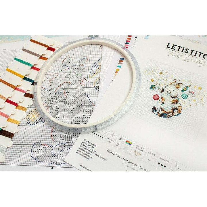 Cat's Happiness L8812 Counted Cross Stitch Kit