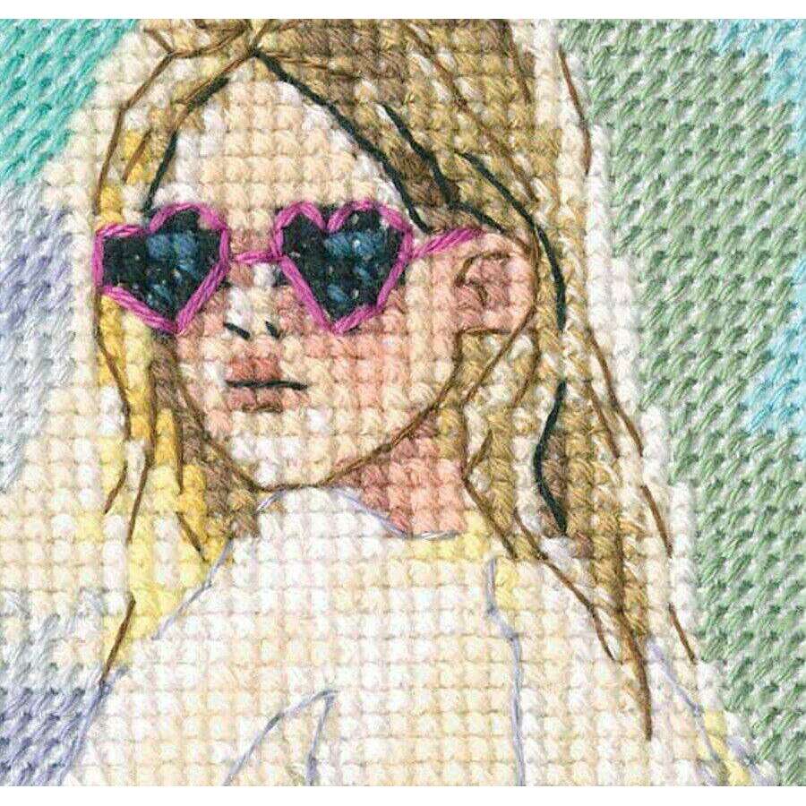 Children's gang M824 Counted Cross Stitch Kit