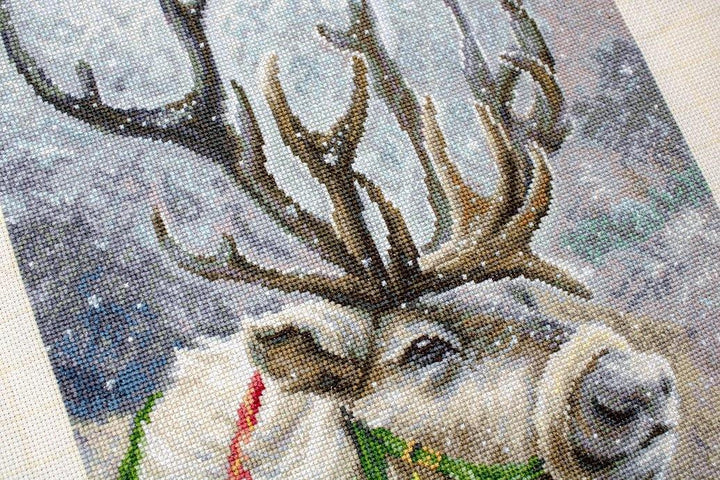 Christmas Deer B598L Counted Cross-Stitch Kit