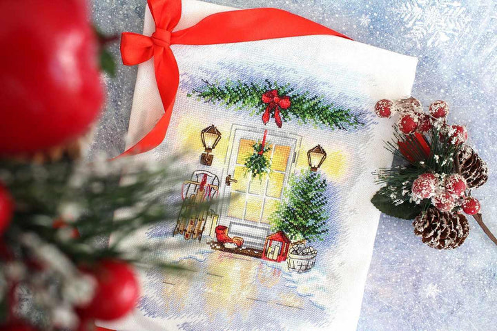 Christmas Door Cross Stitch Kit A-018 / SA-018