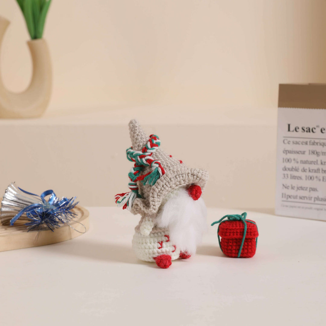 Christmas Gnome with White Hat Amigurumi DIY Crochet Kit Wizardi F07N8-M109