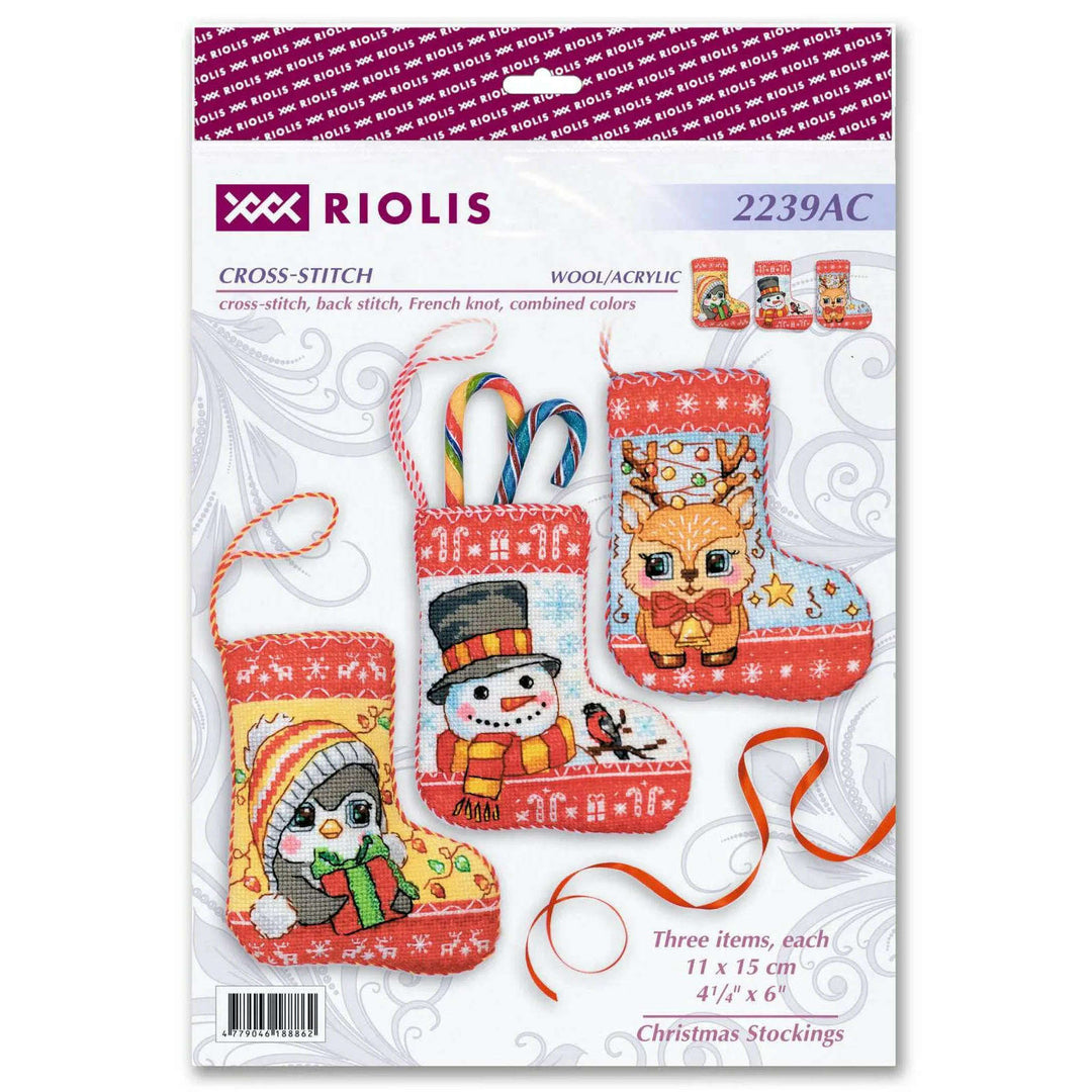 Christmas Stockings R2239AC Counted Cross Stitch Kit