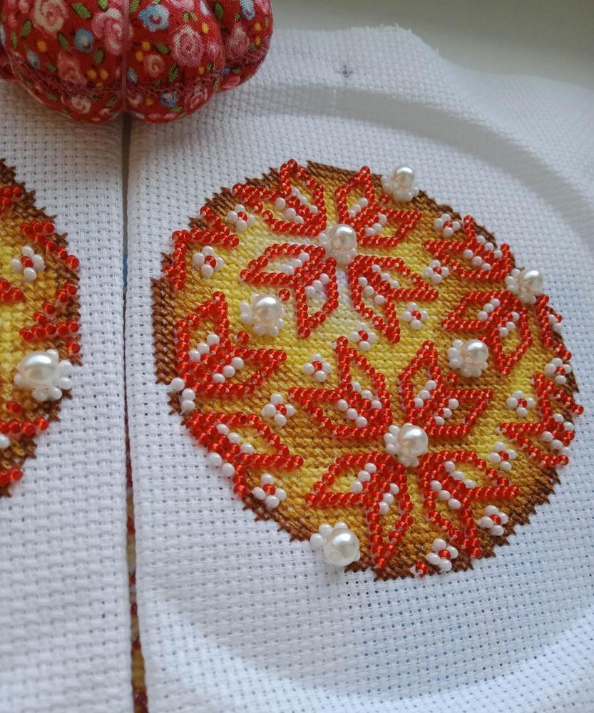 Christmas Tree Decoration - Amber SR-168 Plastic Canvas Counted Cross Stitch Kit