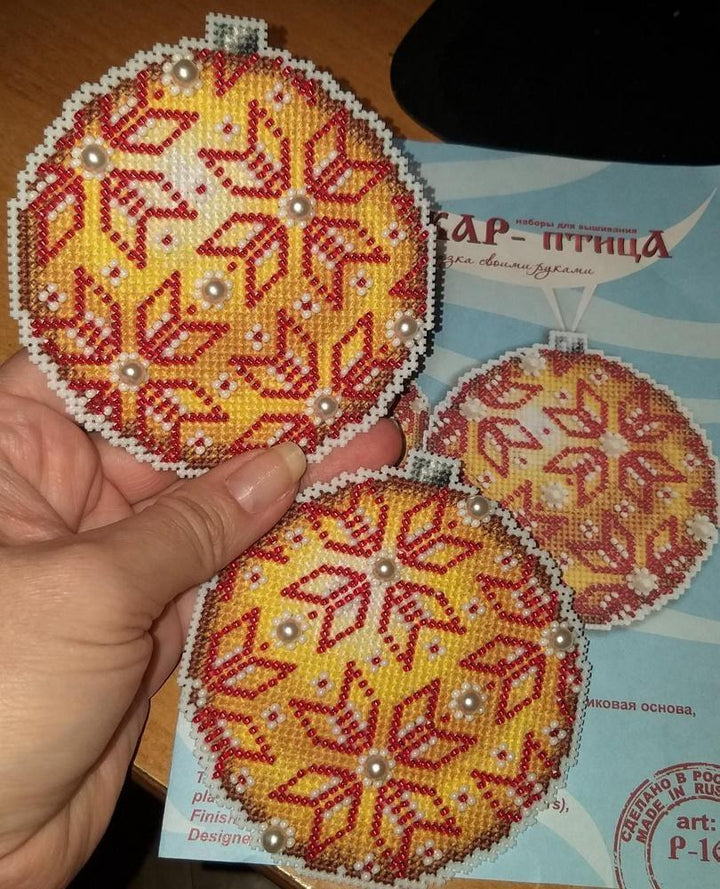 Christmas Tree Decoration - Amber SR-168 Plastic Canvas Counted Cross Stitch Kit