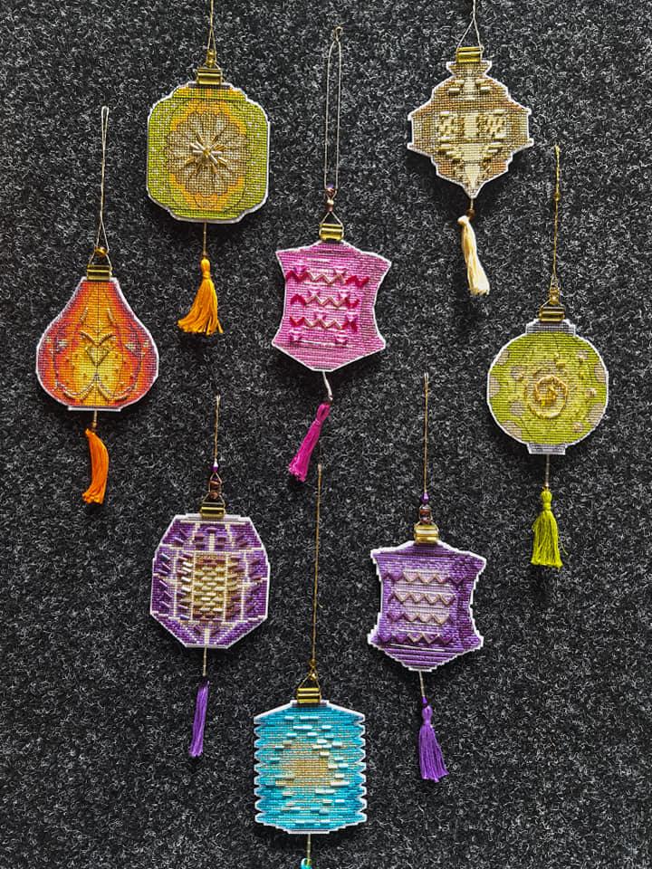 Christmas tree toy. Plastic Canvas Cross-stitch kit T-26C "Colorful lanterns"