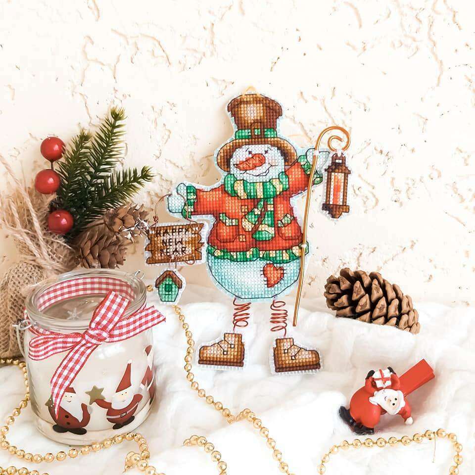 Christmas tree toy. Plastic Canvas Cross-stitch kit T-04C