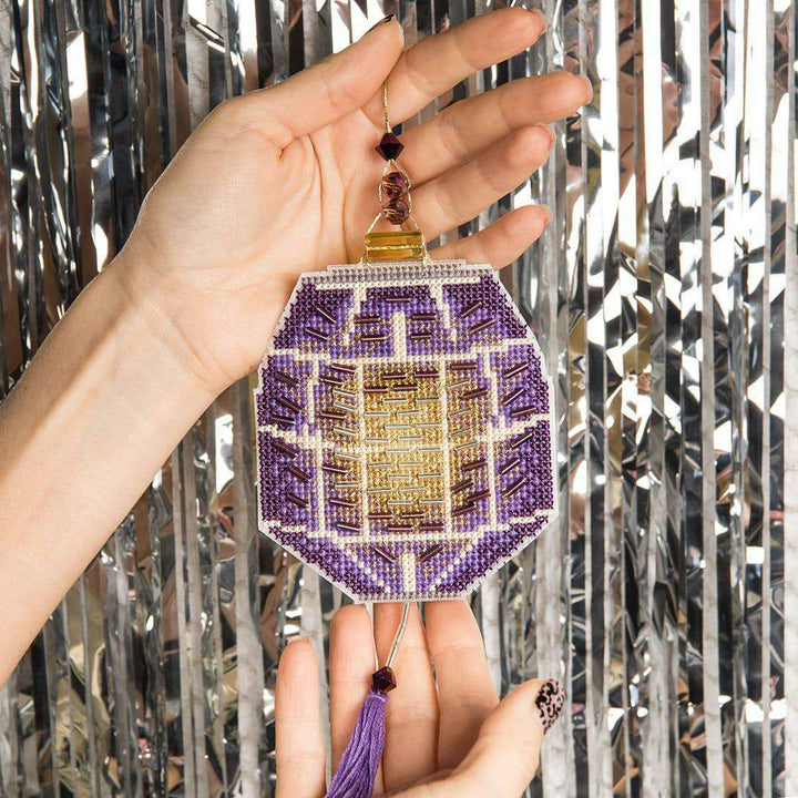 Christmas tree toy. Plastic Canvas Cross-stitch kit T-28C "Colorful lanterns"