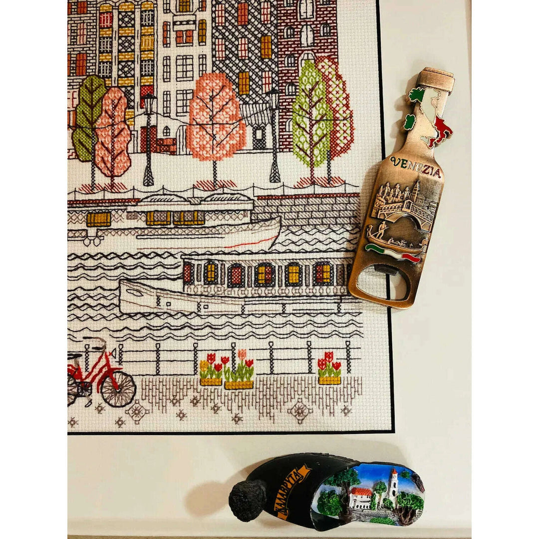 City on Water R2051 Counted Cross Stitch Kit