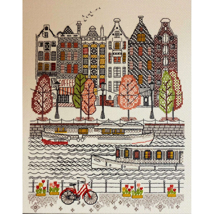 City on Water R2051 Counted Cross Stitch Kit