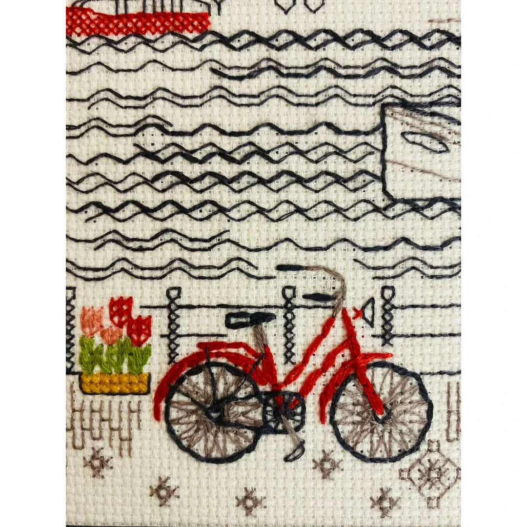 City on Water R2051 Counted Cross Stitch Kit